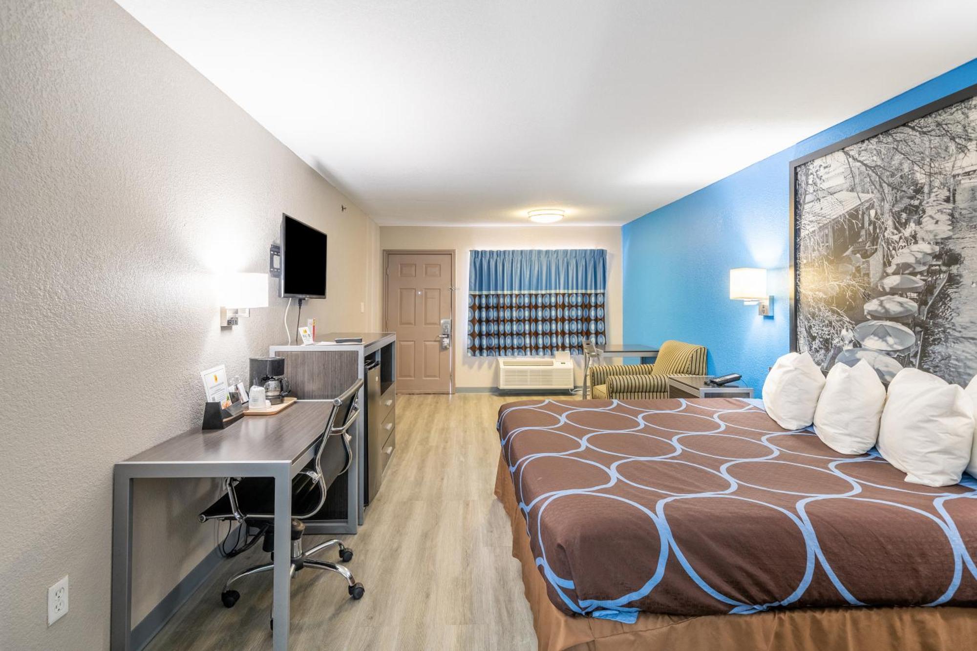 Super 8 By Wyndham San Antonio/Riverwalk Area Exterior foto